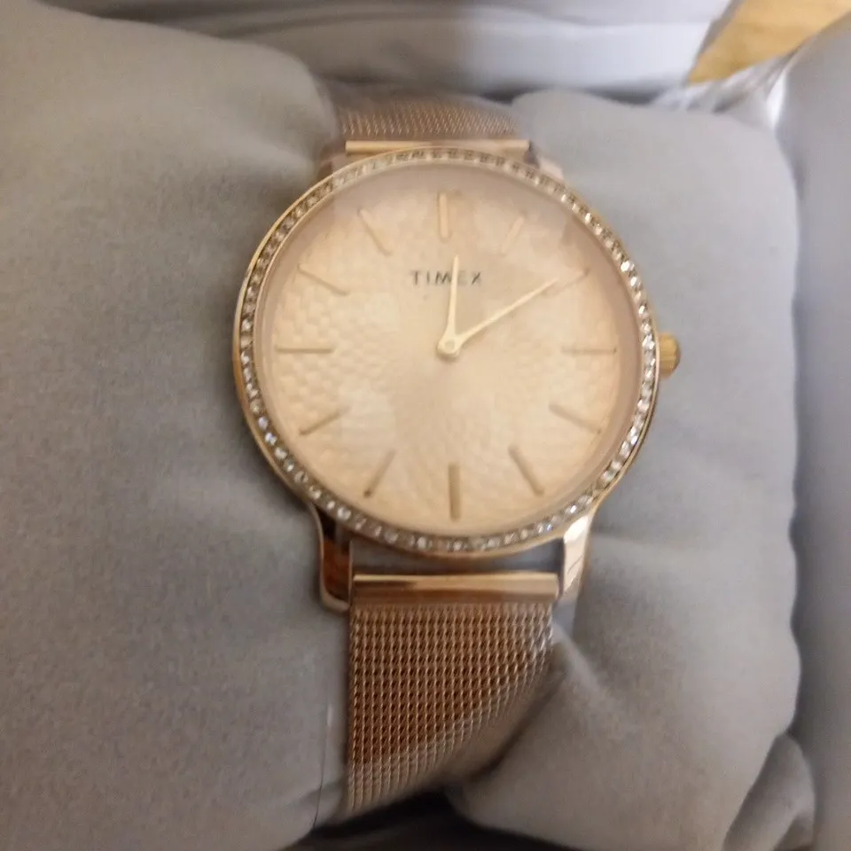TIMEX CITY COLLECTION STAINLESS STEEL WRIST WATCH