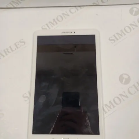 SAMSUNG SM-T580 IN WHITE 