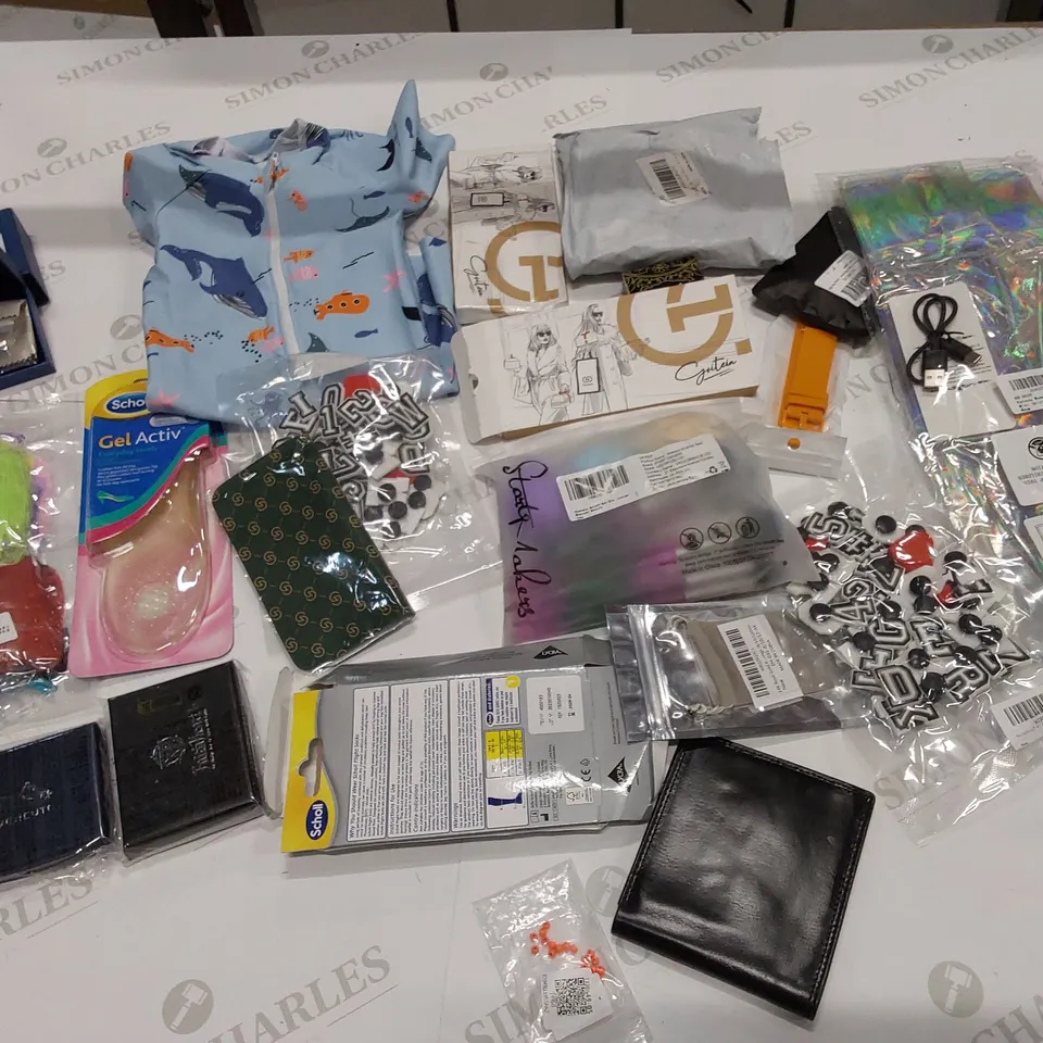 20 BRAND NEW ITEMS TO INCLUDE: MR VAN CUFFLINKS, SILVERCUTE NECKLACE, FAITHEART