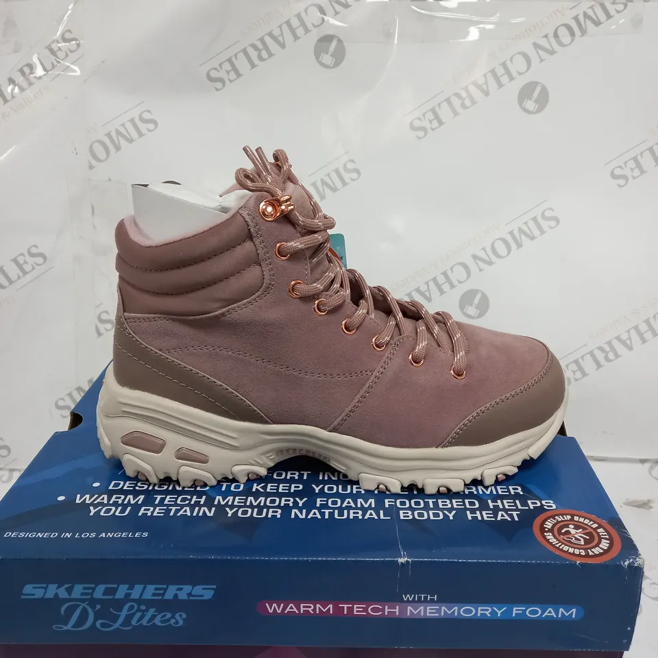 SKECHERS BLUSH SUEDE BOOTS - SIZE 3 HALF