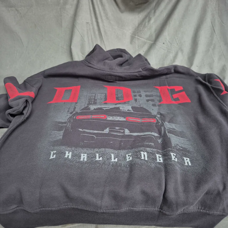 HOLLISTER DODGE CHALLENGER XXL HOODIE