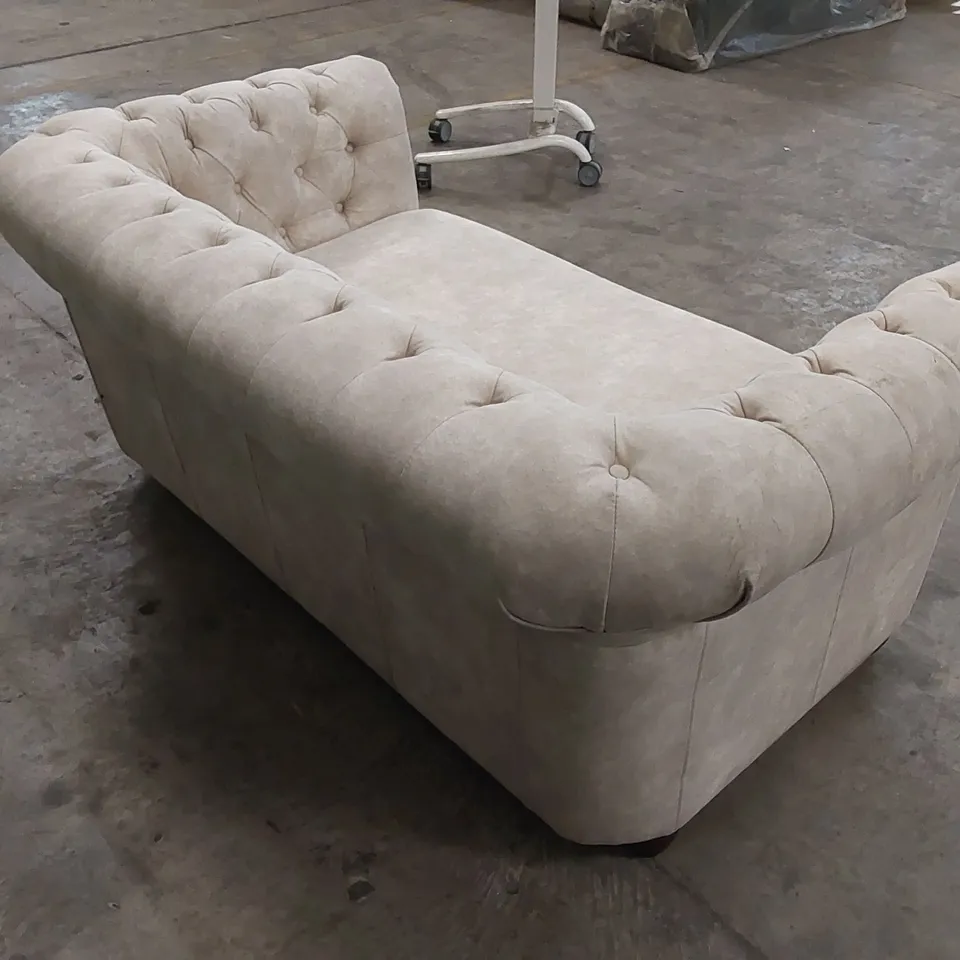 DESIGNER 2 SEATER CHESTERFIELD STYLE SOFA