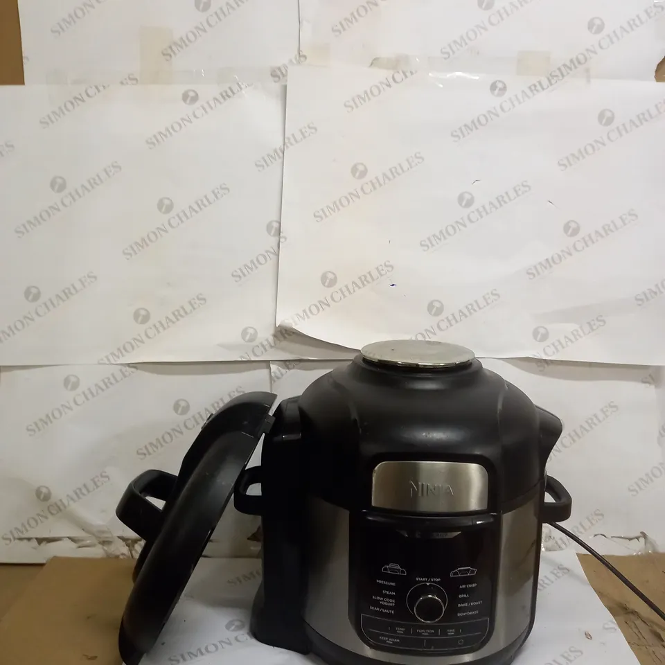 NINJA FOODI MAX MULTI-COOKER 