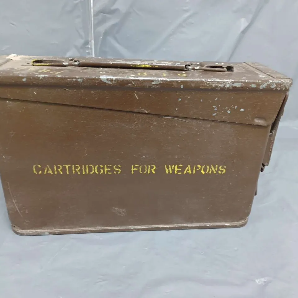 AMMUNITIONS CASE FOR CARTRIDGES FOR WEAPONS UK MILITARY ISSUE