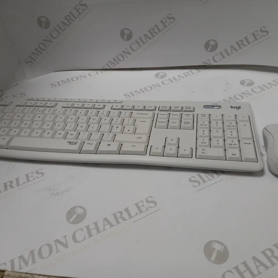LOGITECH SILENT WIRELESS KEYBOARD