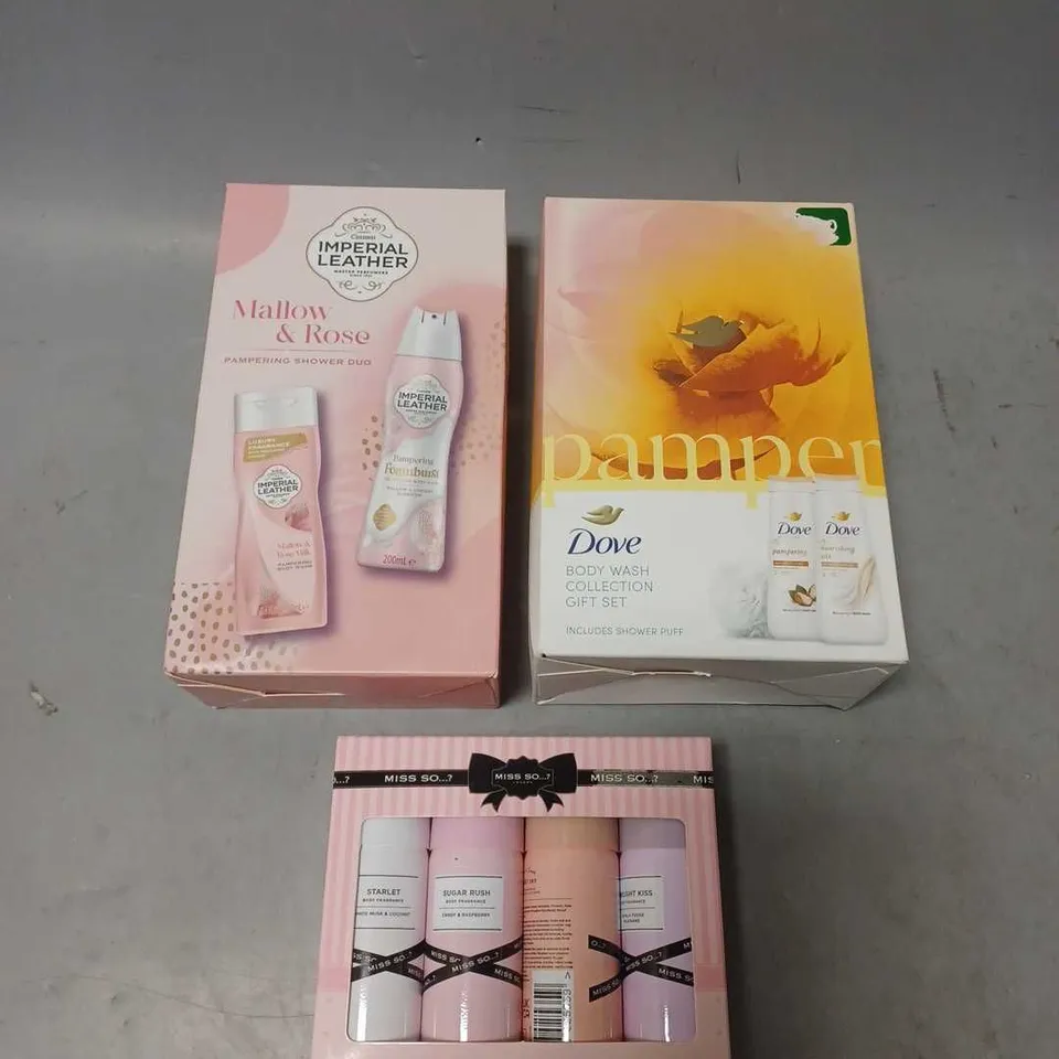 LOT OF 3 ASSORTED COSMETIC BOXSETS TO INCLUDE - DOVE PAMPER BODY WASH COLLECTION - IMPERIAL LEATHER MALLOW & ROSE DUO - MISS SO..? BODY FRAGRANCE SET