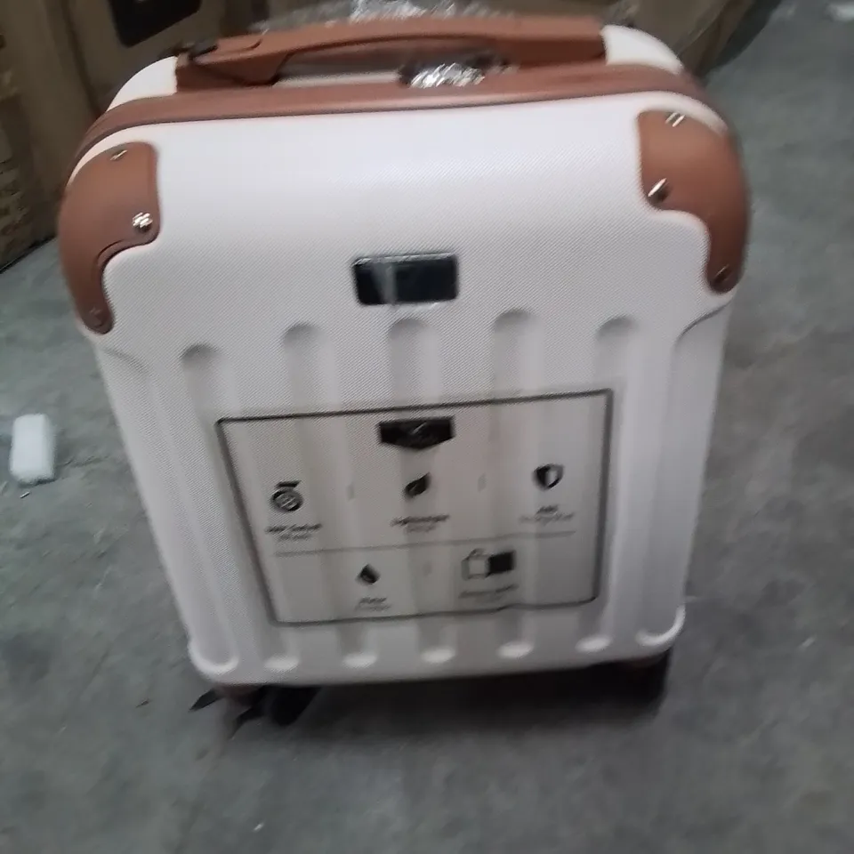 LUGG TRAVEL CABIN BAG CREAM&BROWN