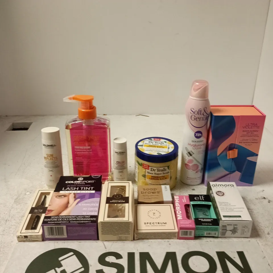LIB LOVES – THE DISCOVERY EDIT BEAUTY BOX (ASSORTED COSMETICS)