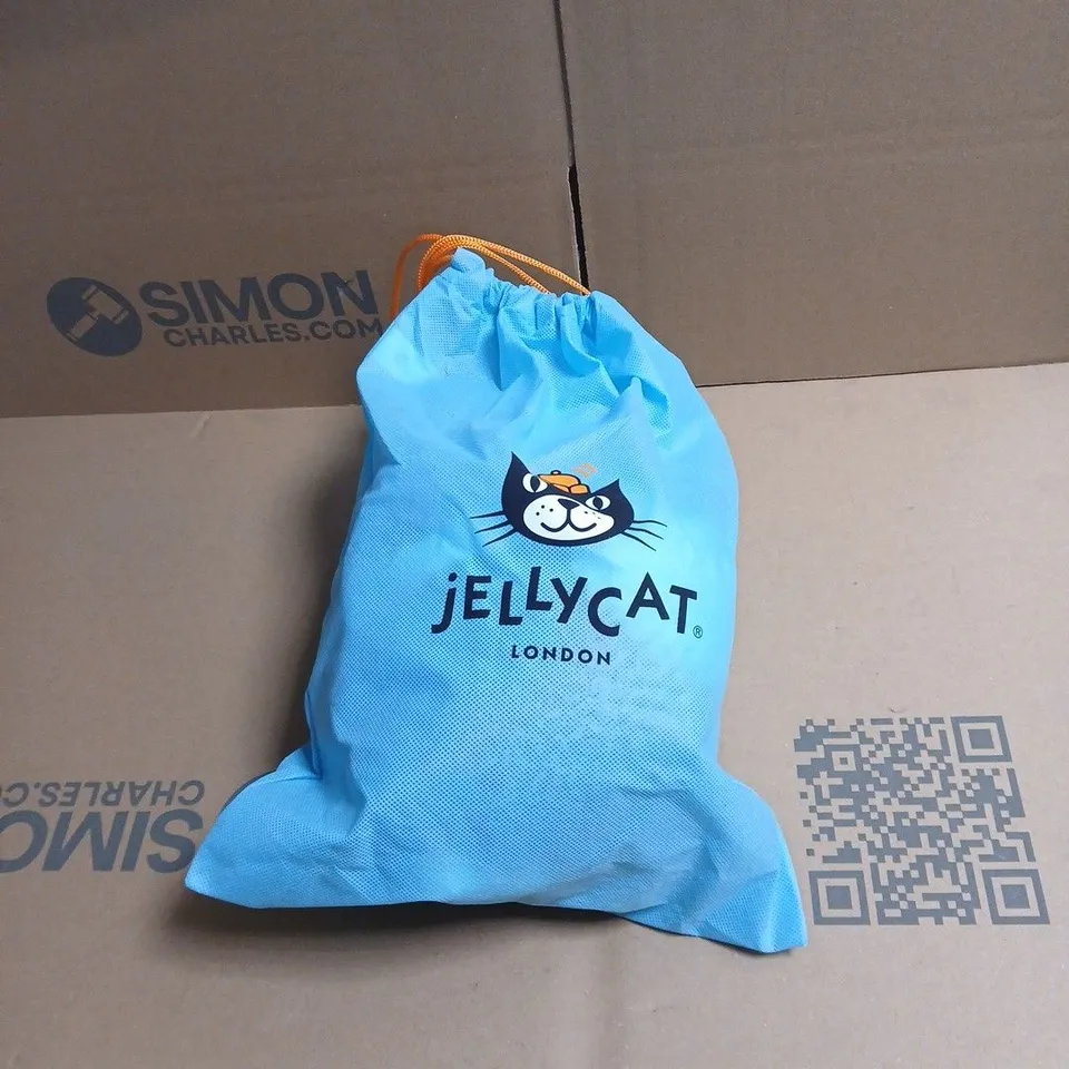  JELLYCAT AMUSEABLES SPORTS CARISS CURLING STONE PLUSH TOY WITH PIN AND KEY RING, IN BLUE BRANDED BAG