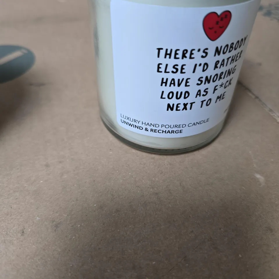 MAKESTER LUXURY HAND POURED CANDLE – 100% SOY WAX, 'THERE'S NOBODY ELSE I'D RATHER HAVE SNORING LOUD NEXT TO ME'