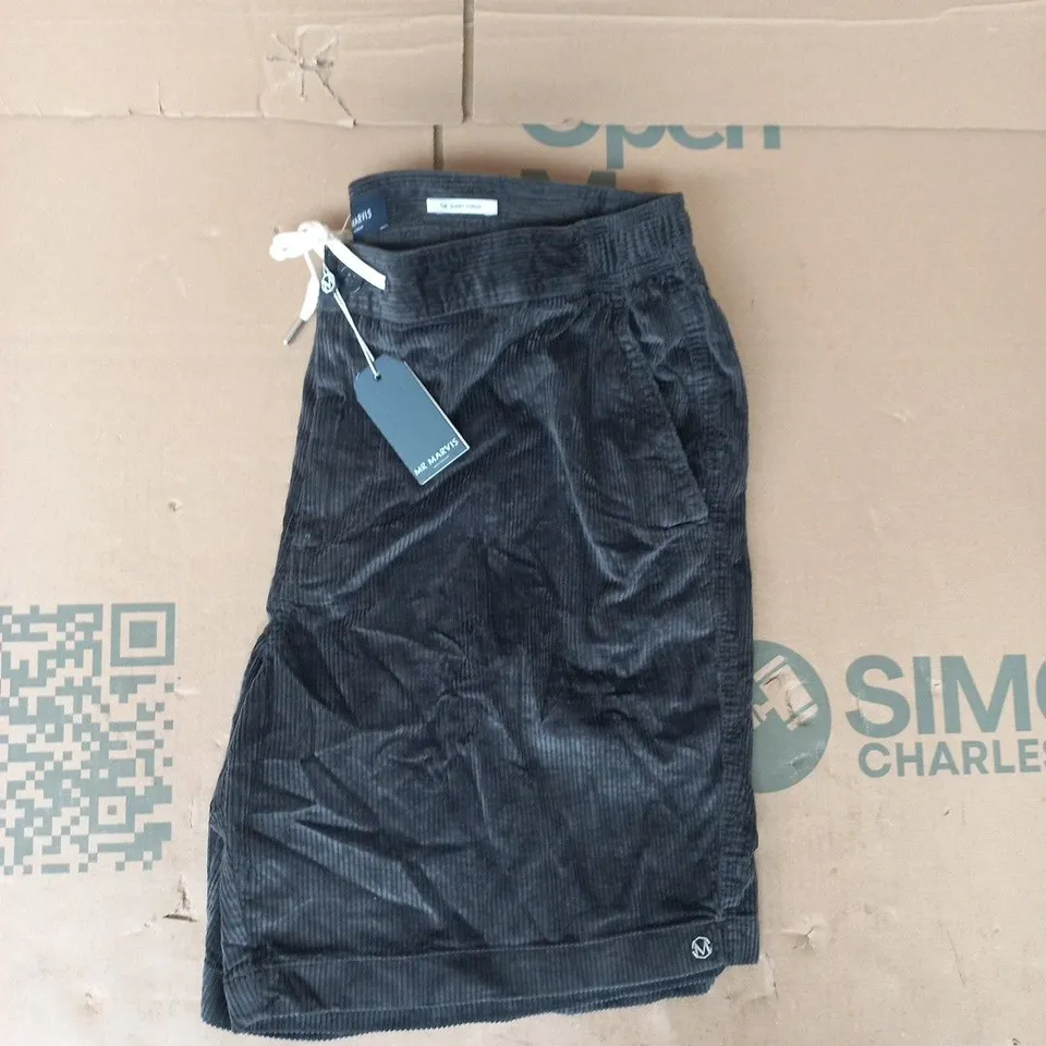 MR MARVIS CORD SHORTS IN STORMS BLACK SIZE W40-3XL