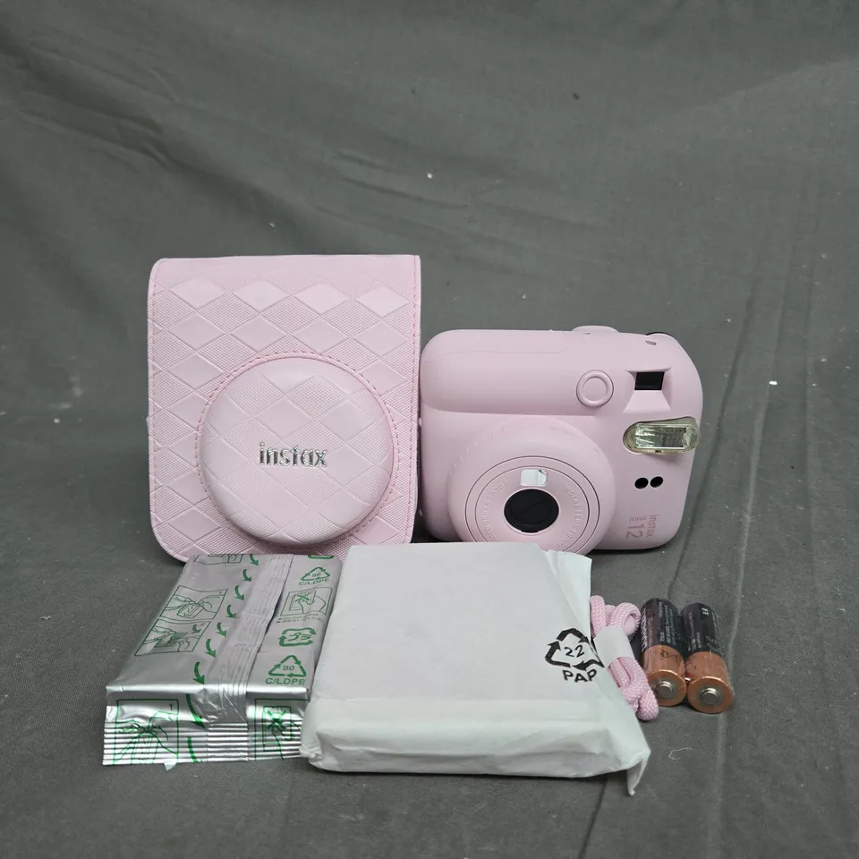 BOXED FUJIFILM INSTAX MINI 12 INSTANT CAMERA - PINK  RRP £130.99