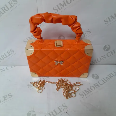 UNBRANDED FAUX LEATHER HANDBAG IN ORANGE WITH GOLD DETAILS