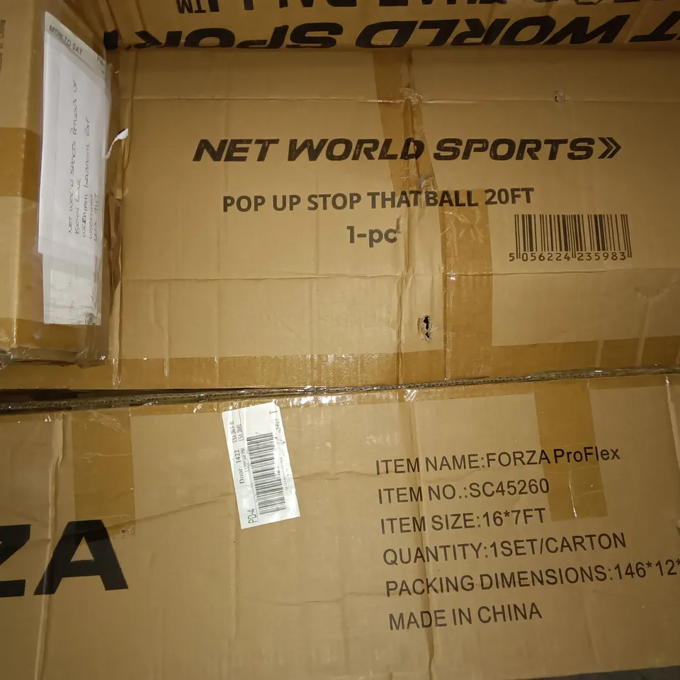 LOT OF 8 ASSORTED SPORTING AND TRAINING PARTS TO INCLUDE STOP THAT BALL NETS AND FORZA 16 X 7FT GOAL