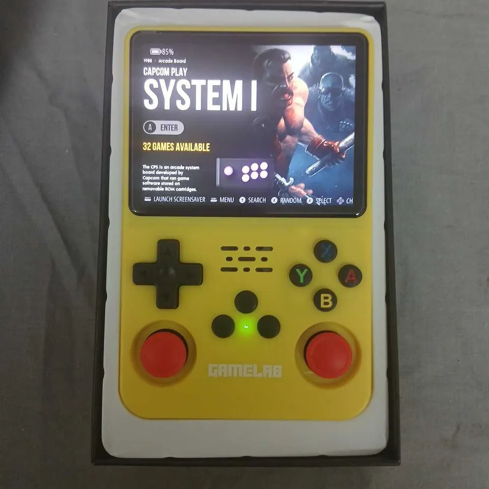 GAMLAB CAPCOM PLAY SYSTEM I HANDHELD CONSOLE – YELLOW