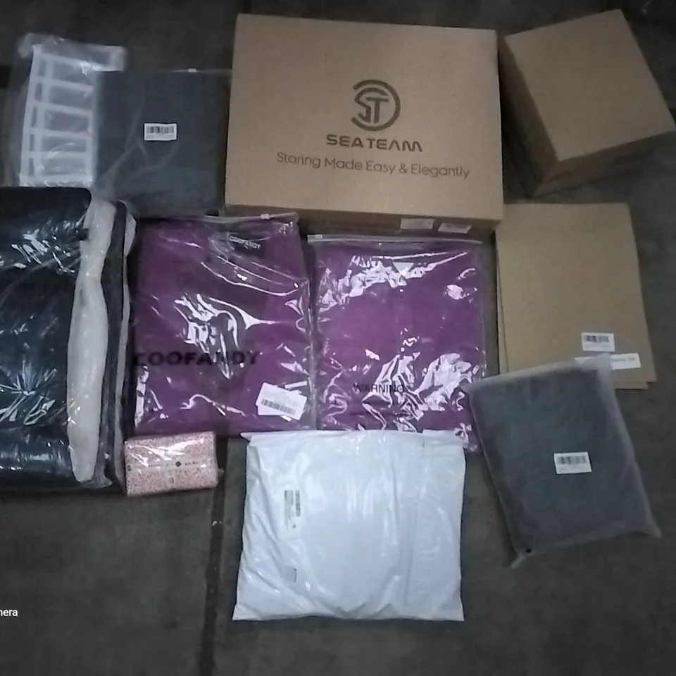 PALLET OF ASSORTED ITEMS INCLUDING SEA TEAM TRANSPARENT BOX, DEZENE CUSHION COVER, BABY SWIMMING FLOAT, COOFANDY MENS SUIT VEST, DERICOR DOG BED 