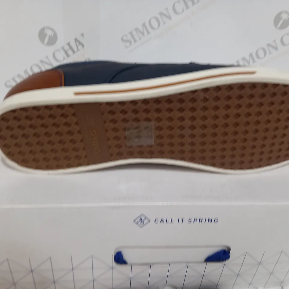 BOXED CALL IT SPRING FABIANO NAVY BLUE SHOES - SIZE 11