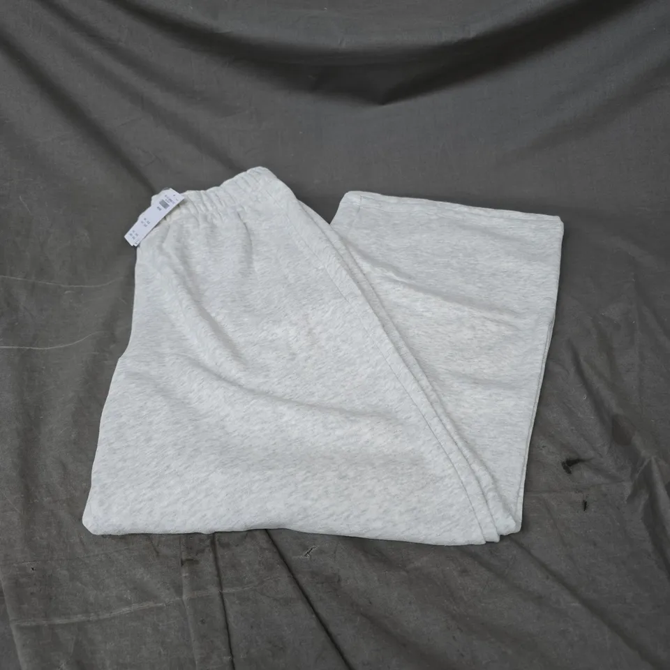 HOLLISTER WIDE LEG FLEECE LINED JOGGERS IN LIGHT GREY SIZE M