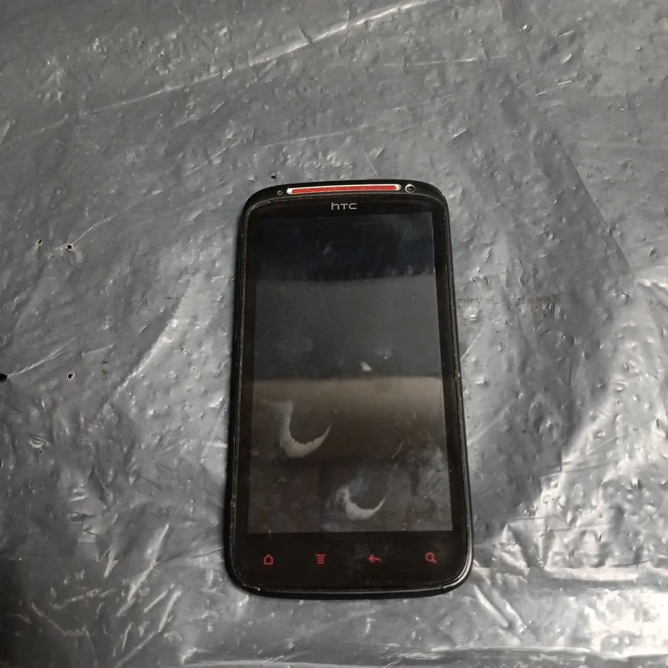 HTC SMARTPHONE WITH BEATS AUDIO – BLACK