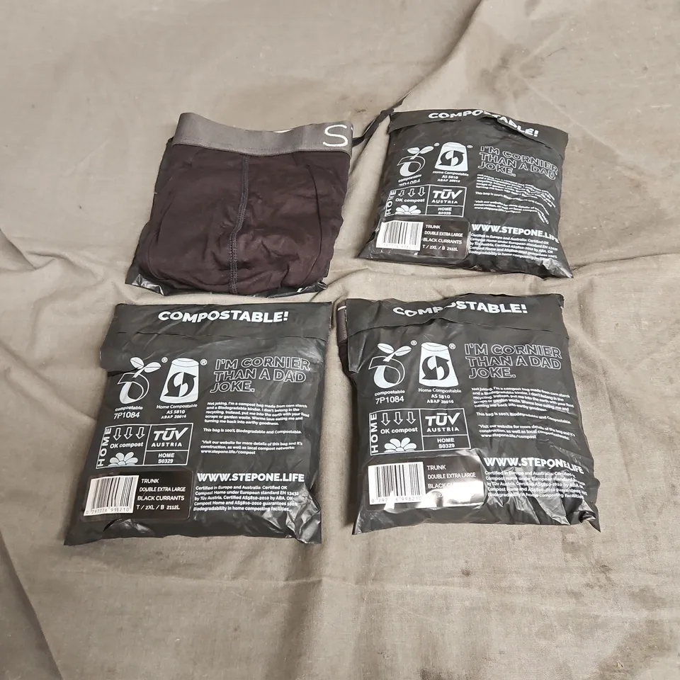 STEP ONE X4 TRUNKS IN BLACK CURRANTS SIZE 2XL