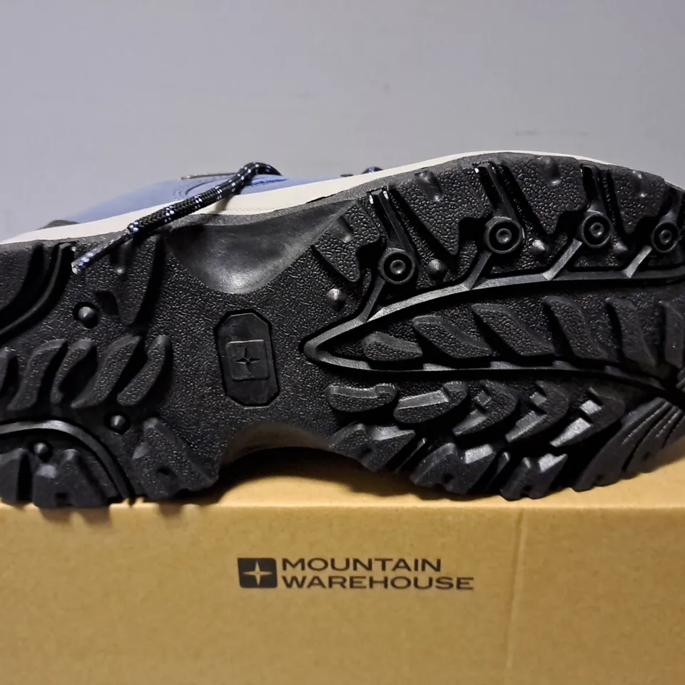 BOXED MOUNTAIN WAREHOUSE WOMENS WATERPROOF WALKING BOOTS - UK 8 