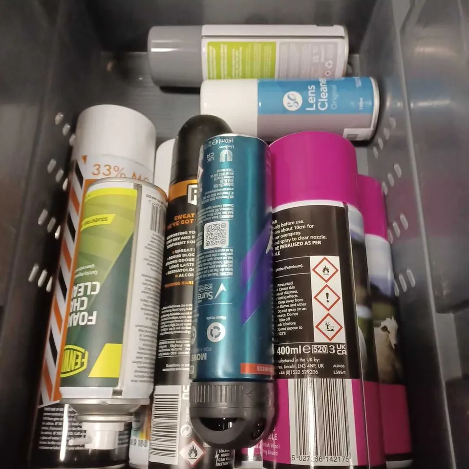 APPROXIMATELY 15 ASSORTED AEROSOLS TO INCLUDE - PLOUISE SKIN CRYSTAL CLEAR GLITTER SETTING SPRAY - UNIQUE HAIR COLOUR SPRAY - AGRIMARK PINK MARKER SPRAY - COLLECTION ONLY