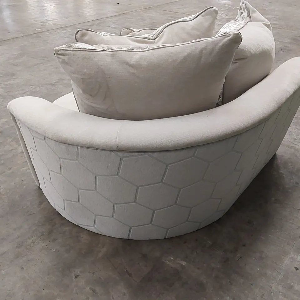 DESIGNER HONEYCOMB CHAMONIX SILVER SOFA PART WITH CUSHIONS - INCOMPLETE SOFA PIECE