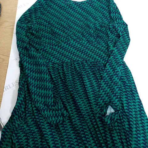 BODEN SIZE 16R GREEN AND BLUE MAXI DRESS