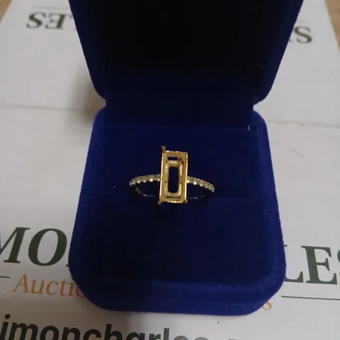 2.90CT LONDON BLUE TOPAZ EMERALD CUT & WHITE TOPAZ RING STERLING SILVER - MISSING STONE