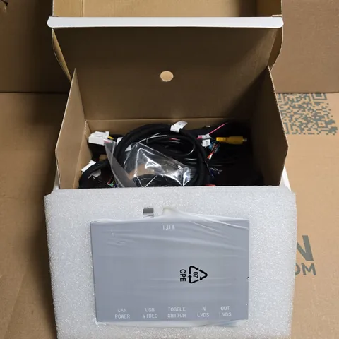 WIRELESS CARPLAY/ANDROID AUTO DECODER BOX