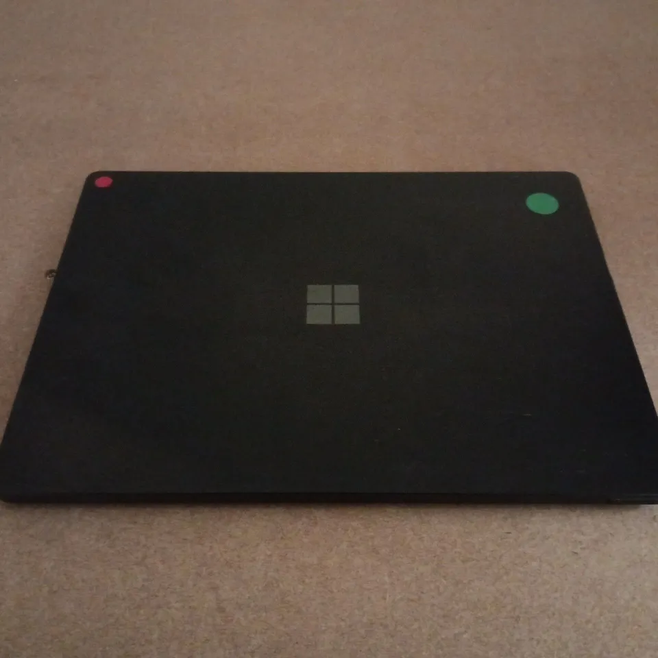 MICROSOFT LAPTOP – MODEL 1868