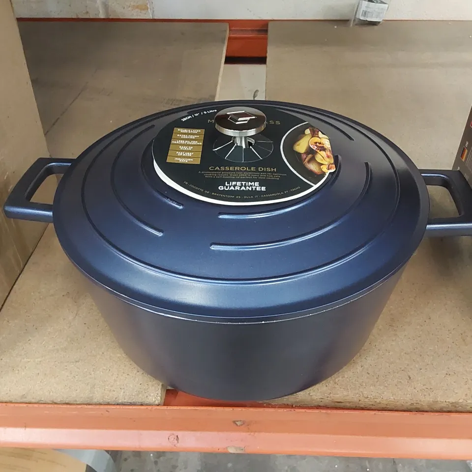BOXED MASTERCLASS NON-STICK CAST ALUMINIUM 28cm CASSEROLE DISH 