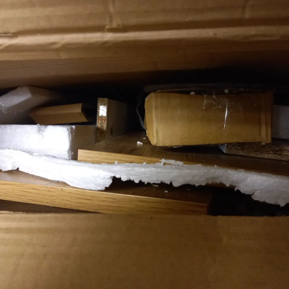 WILTSHIRE LIFT UP COFFEE TABLE