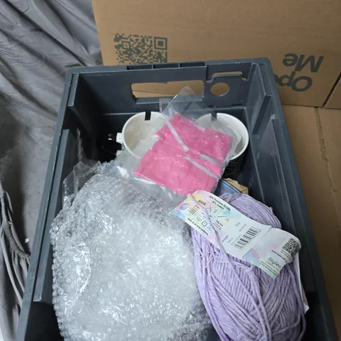 TOTE OF APPROXIMATELY 9 ASSORTED ITEMS TO INCLUDE: DROUGHT EXCLUDER TAPE 