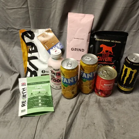 APPROXIMATELY 14 ASSORTED FOOD & DRINK ITEMS TO INCLUDE MONSTER WHITE PINEAPPLE, GRIND HOUSE BLEND, LEAN CAFFEINE, ETC - COLLECTION ONLY