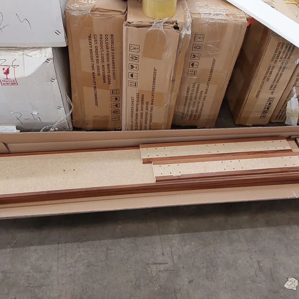 BOXED PANEL COAT RACK (1 BOX)