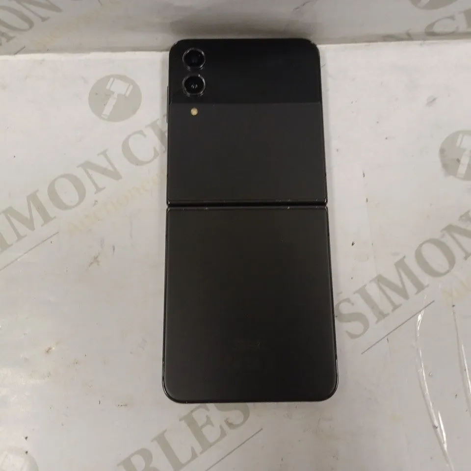 SAMSUNG Z FLIP 4