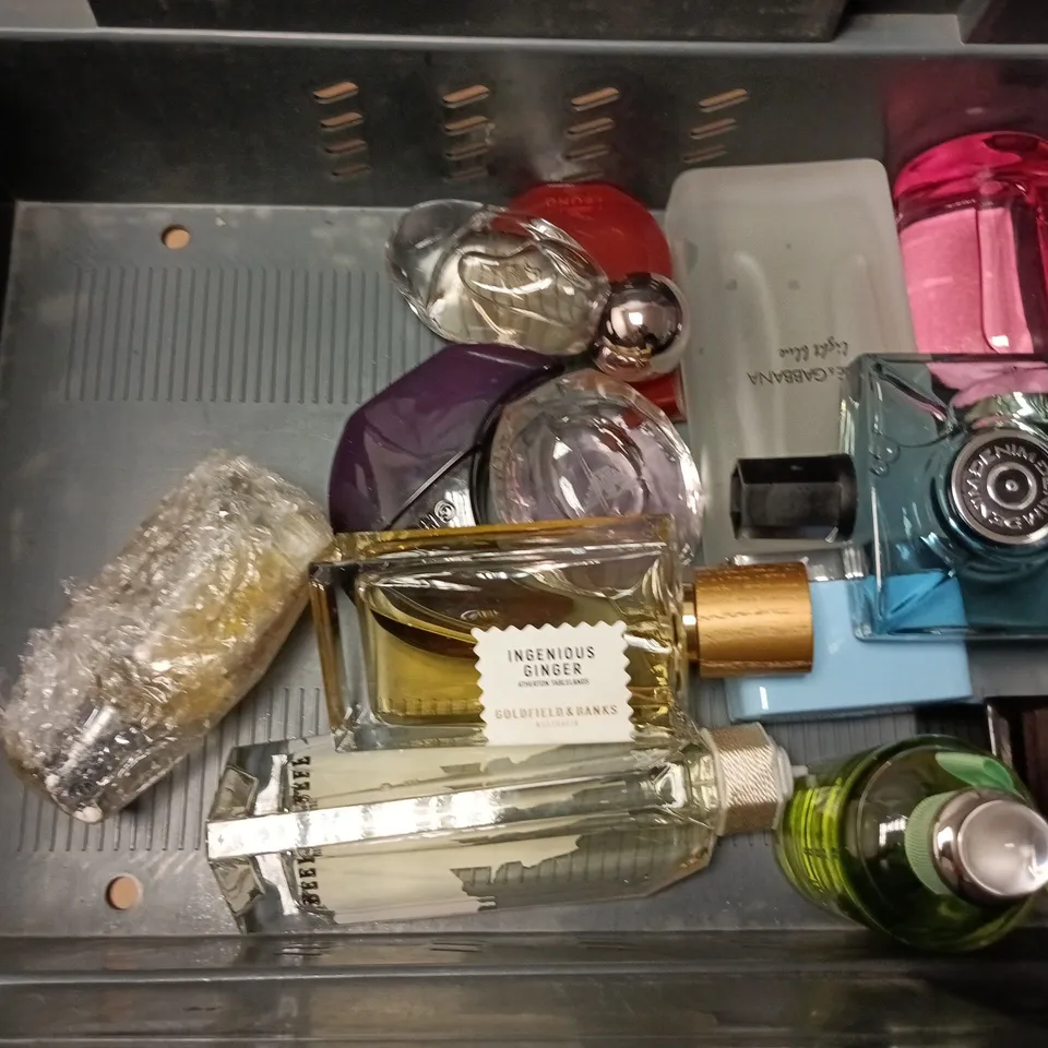 APPROX 10 ASSORTED UNBOXED FRAGRANCES TO INCLUDE CHANEL , VERSATILE AND PACO RABANNE - COLLECTION ONLY