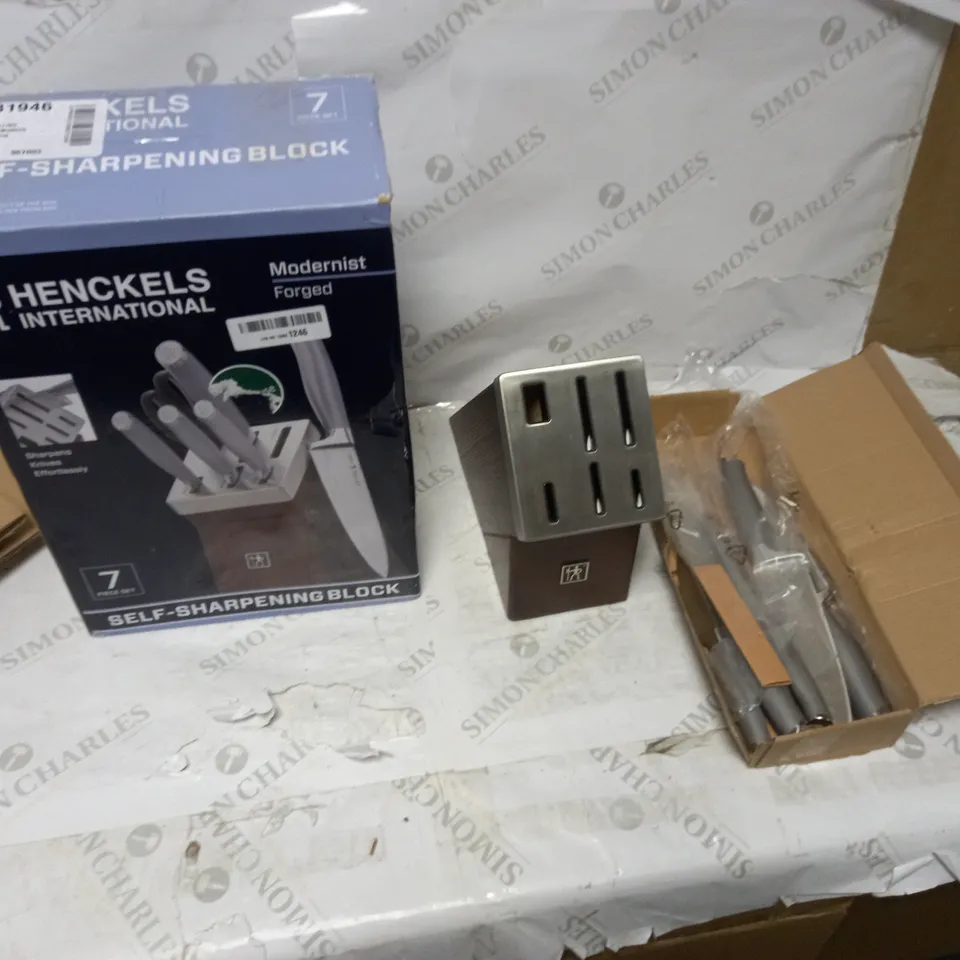 HENCKELS MODERNIST FORGED SELF SHARPENING BLOCK