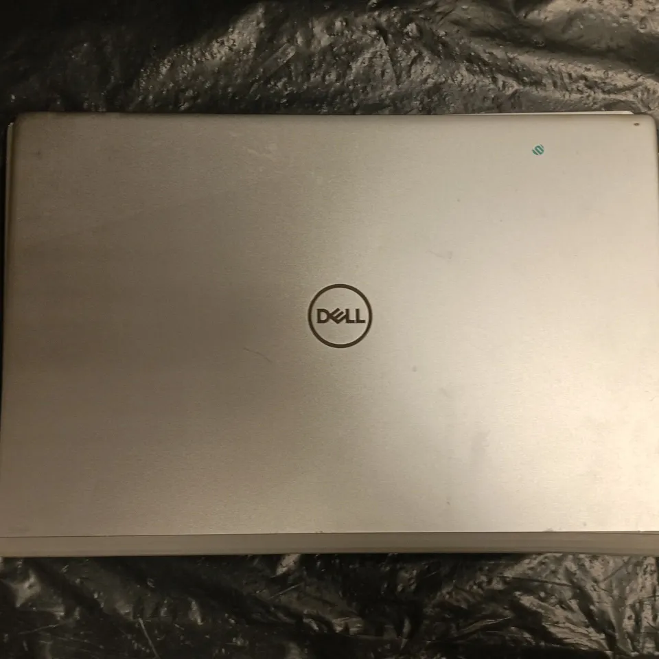 DELL INSPIRON P130G LAPTOP