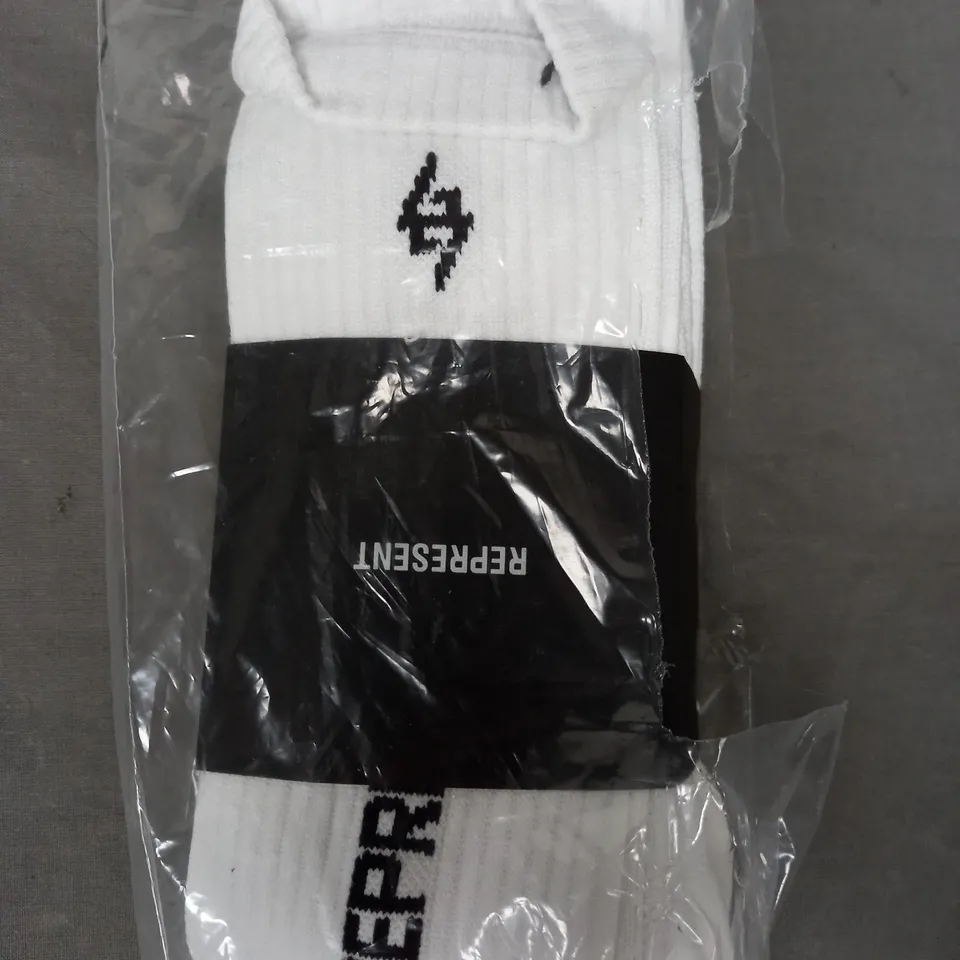 REPRESENT PACK OF 3 PAIRS OF TEAM 247 SOCKS IN WHITE ONE SIZE