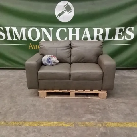 HAMPSHIRE ITALIAN LEATHER 2 SEATER SOFA - VINTAGE GREY