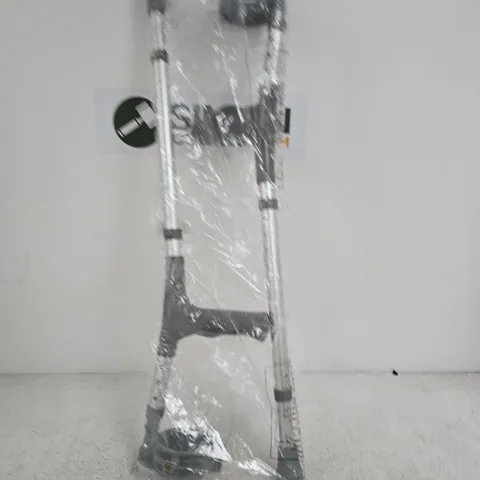 PAIR OF CRUTCHES