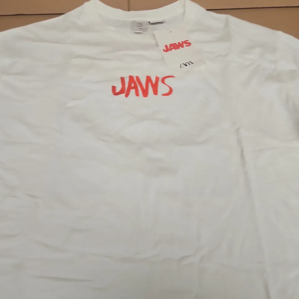 JAWS GRAPHIC T-SHIRT – SIZE XL
