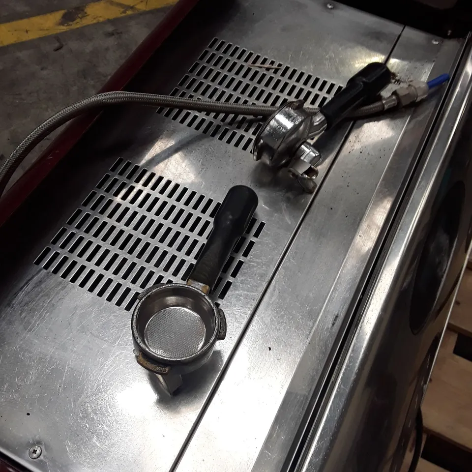 CARIMALI 2-GROUP COMMERCIAL COFFEE MACHINE 