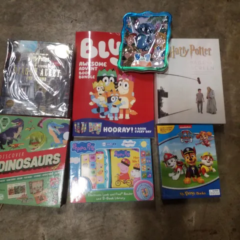 PALLET CONTAINING ASSORTED CHILDRENS BOOKS & ACTIVITIES INCLUDING PEPPA PIG ELECTRONIC LOOK AND FIND READER, DISCOVER DINOSAURS, HARRY POTTER PAGE TO SCREEN, HARRY POTTER GUIDE TO DIAGON ALLEY & BLUEY