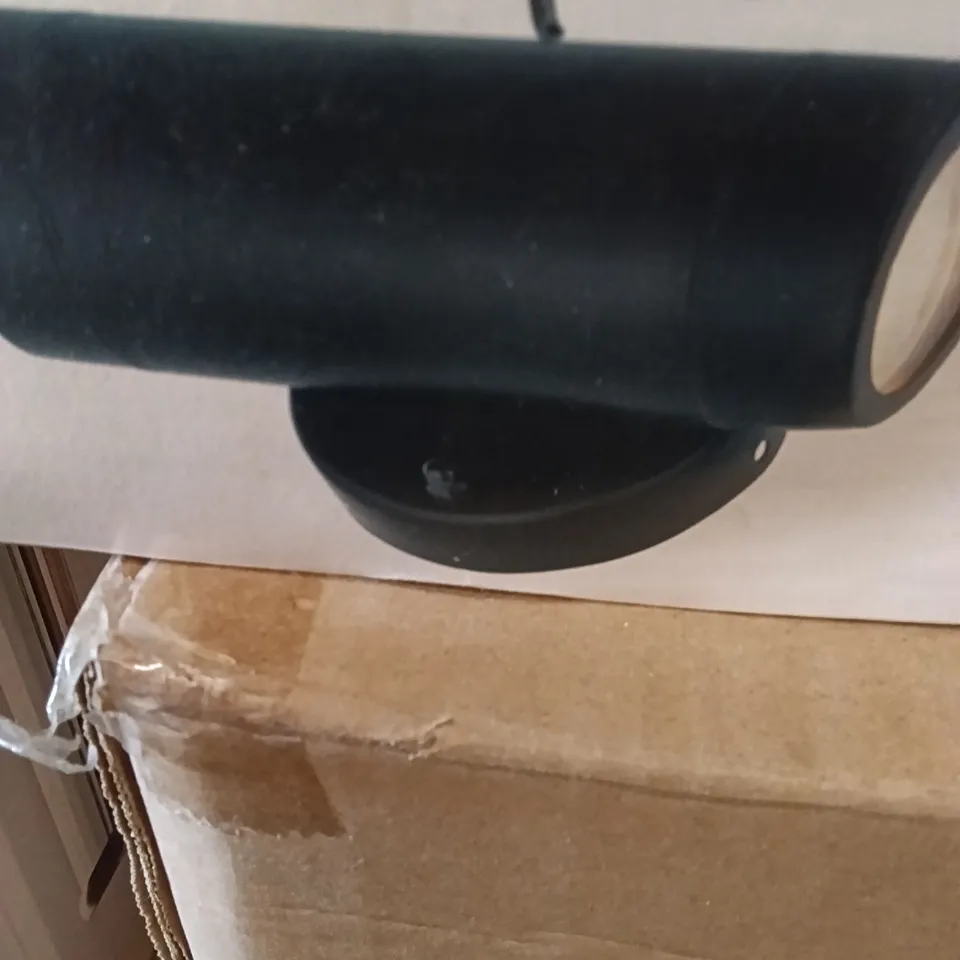 BOXED SAXBY LIGHTING WALL LIGHT