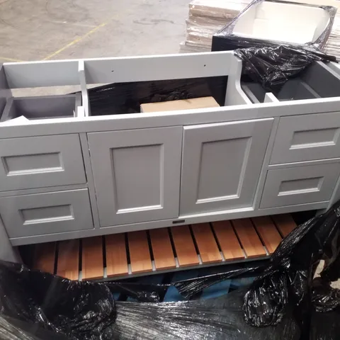 PALLET CONTAINING VANITY UNIT 