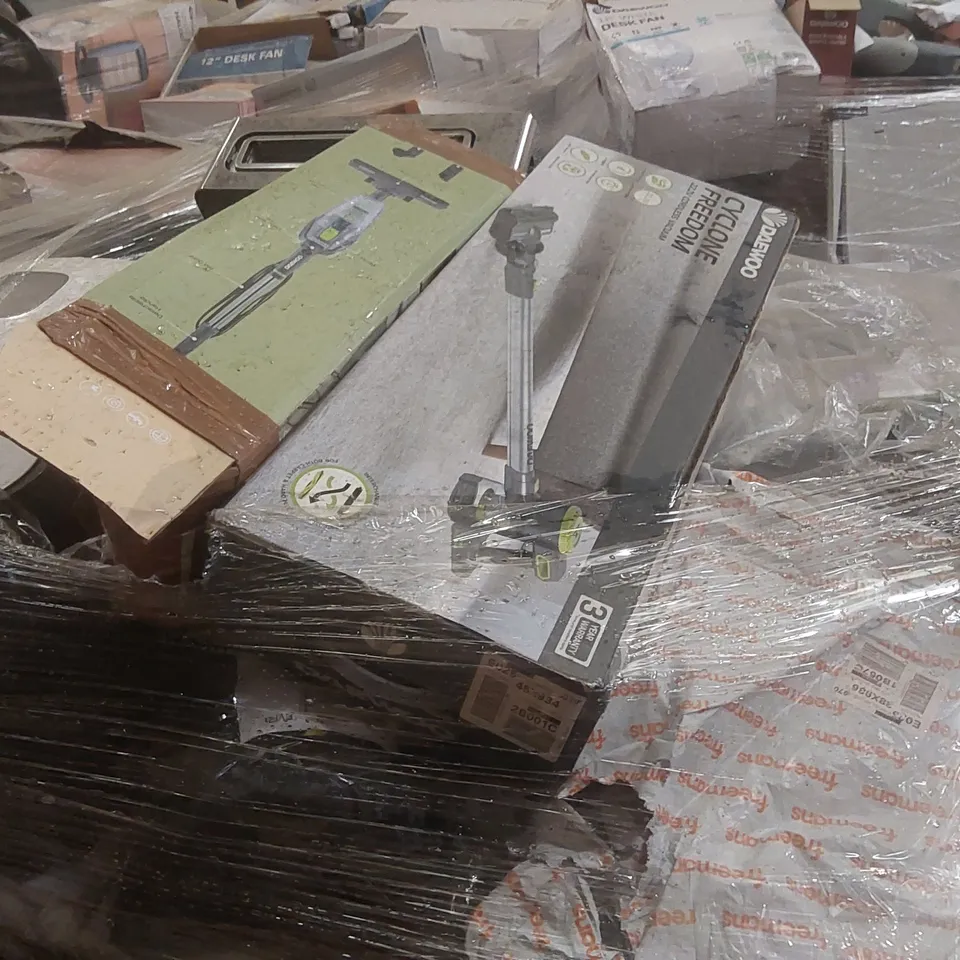 PALLET CONTAINING A VERY LARGE QUANTITY OF ASSORTED ELECTRIC ITEMS INCLUDING: FOLDABLE HEATED AIRER WITH WINGS, SLOW COOKER, DAEWOO VACUUM CLEANER ECT