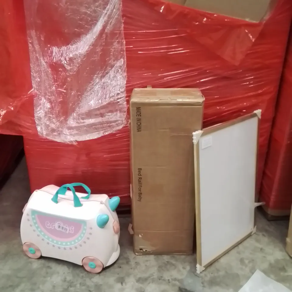 PALLET OF ASSORTED HOUSEHOLD GOODS AND PRODUCTS TO INCLUDE;KIDS STORAGE BOX,PICTURE FRAME,BED RAIL